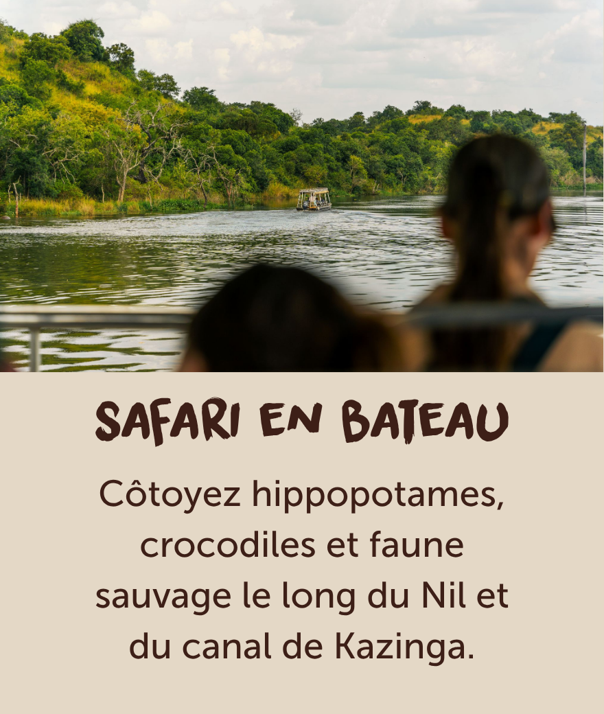 Voyageurs profitant d'un safari en bateau sur un cours d'eau riche en faune sauvage en Ouganda.